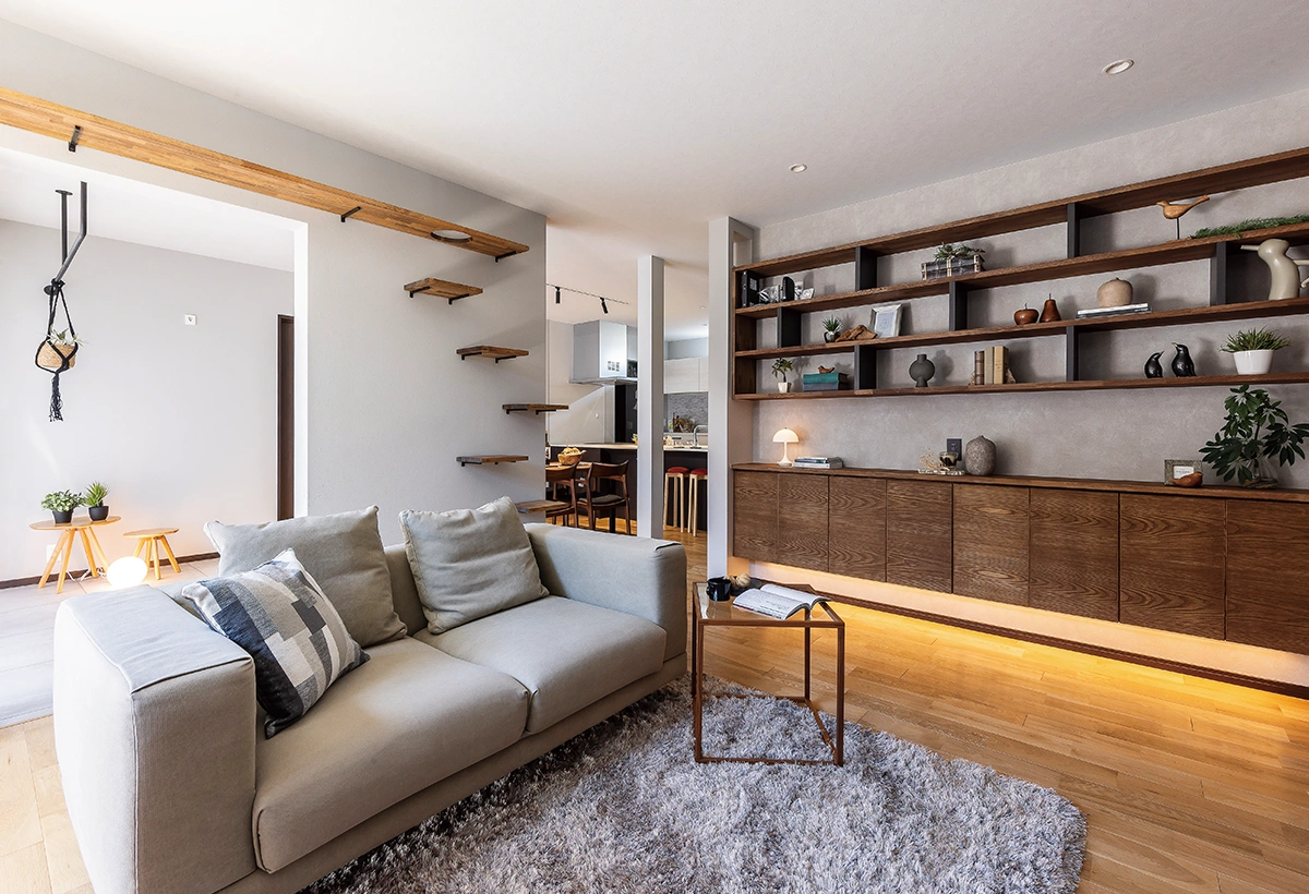 上下分離型の二世帯住宅から<br>二世帯がつながるワンフロア回遊型住居へ